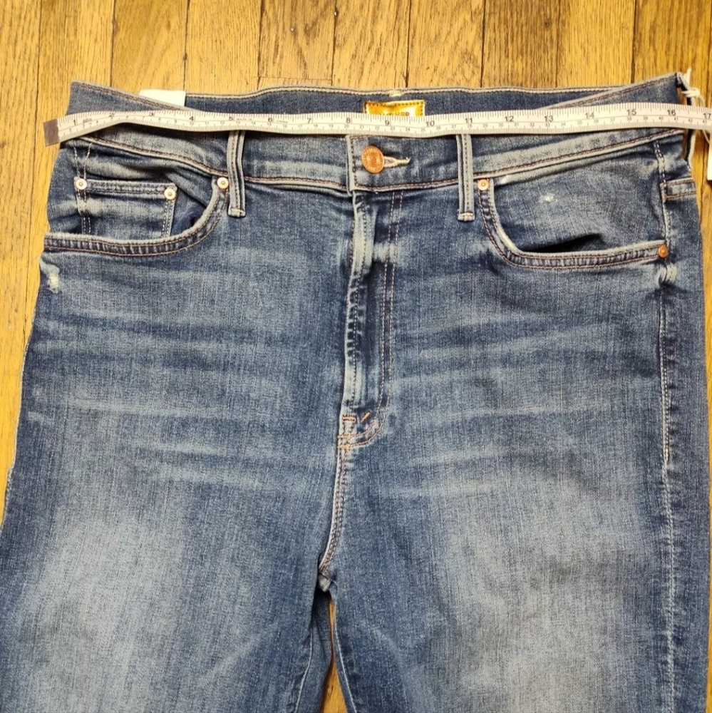 Mother Blue Denim Jeans NWT Medium Wash The Insider Crop Step Chew Women's 33 - Picture 12 of 16